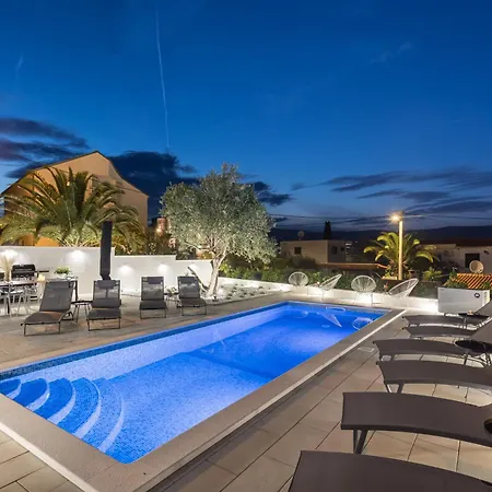 Marina Apartment