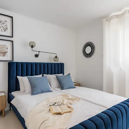 Apartment Marina