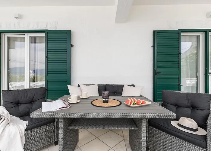 Apartament Marina