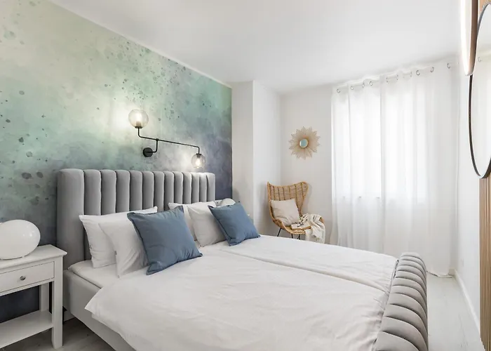 Marina 아파트 트로기르