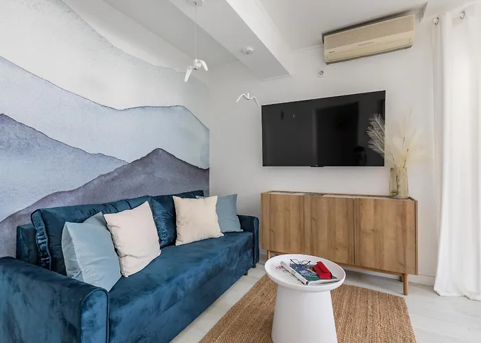 Marina 아파트 트로기르