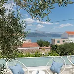 Marina Trogir